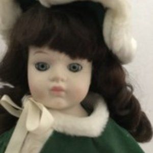 Porcelain Doll Vintage 16" Green Velvet White Trim Fur Dress Hat Shawl & Stand